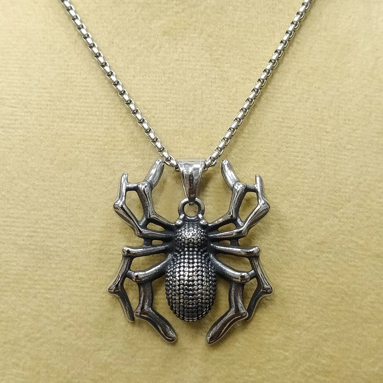 گردنبند استیل عنکبوت دارک Iron Spider | پلاک عنکبوت گاتیک با استایل راک و خیابانی — تصویر ۲