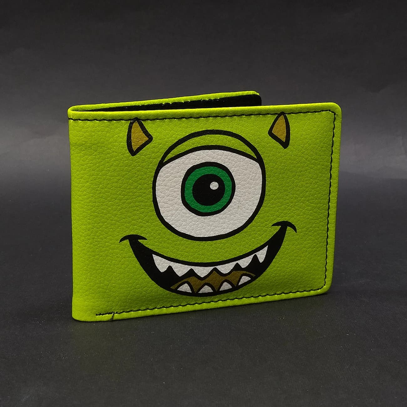 کیف پول چاپی مایک Mike Wazowski | کیف پول فانتزی با طرح شخصیت محبوب کارخانه هیولاها