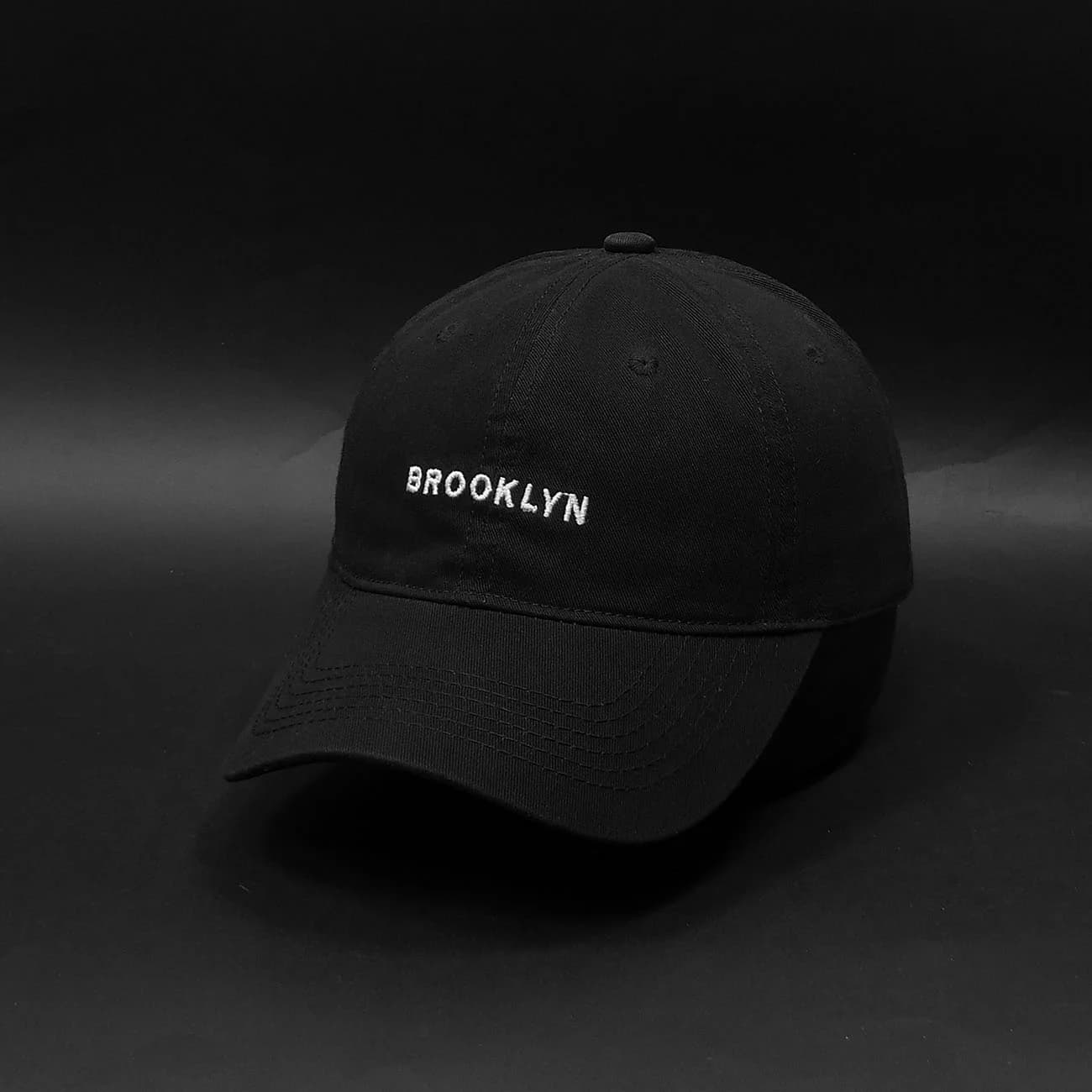 کلاه بیسبالی کتان BROOKLYN | استایل خیابانی و اسپرت با طراحی مدرن — تصویر ۲