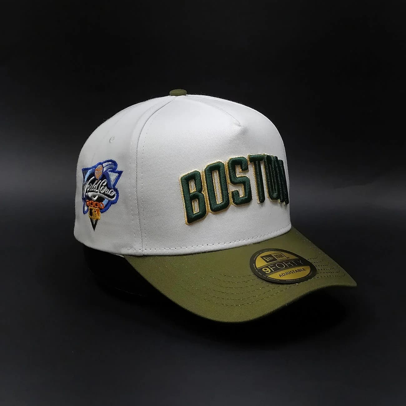 کلاه بیسبالی تاج‌دار دو رنگ Boston مدل Major League | گلدوزی برجسته سه‌بعدی و استایل اسپرت خاص — تصویر ۲