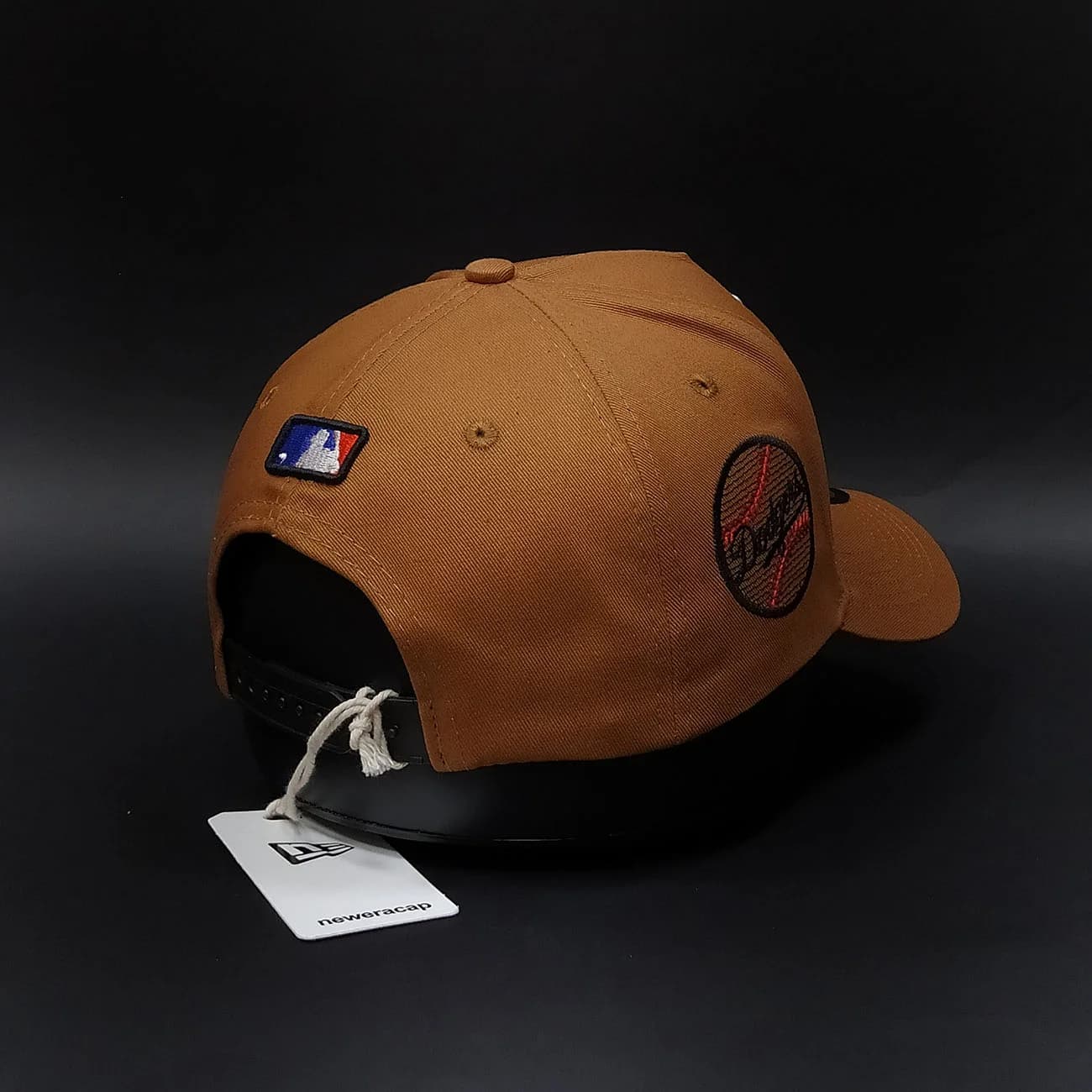 کلاه بیسبالی تاج‌دار LA مدل Major League | استایل خیابانی لس‌آنجلس با طراحی حرفه‌ای — تصویر ۳