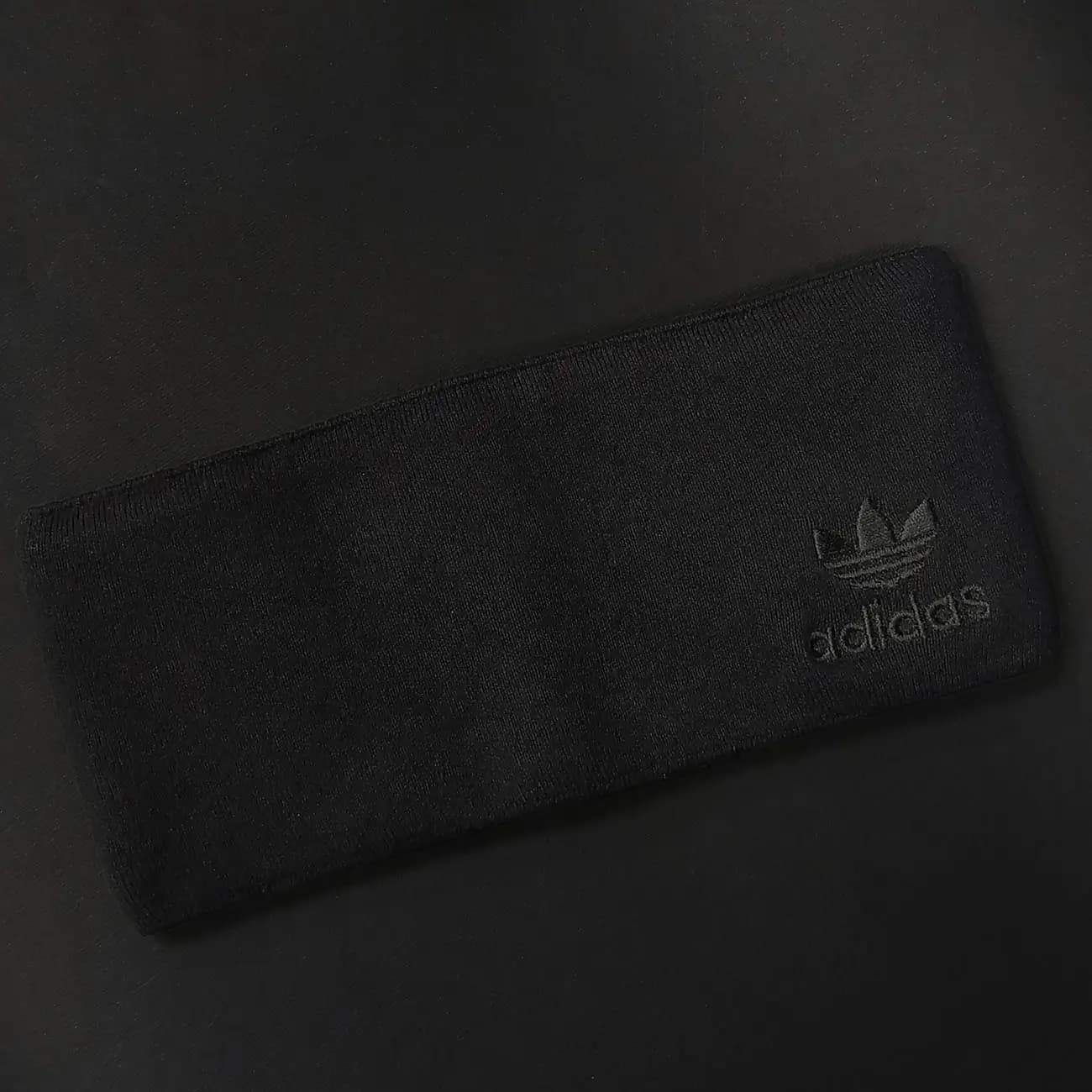 هدبند نخ پنبه آدیداس ADIDAS | نرم و لطیف، گرم و مناسب استایل ورزشی — تصویر ۳