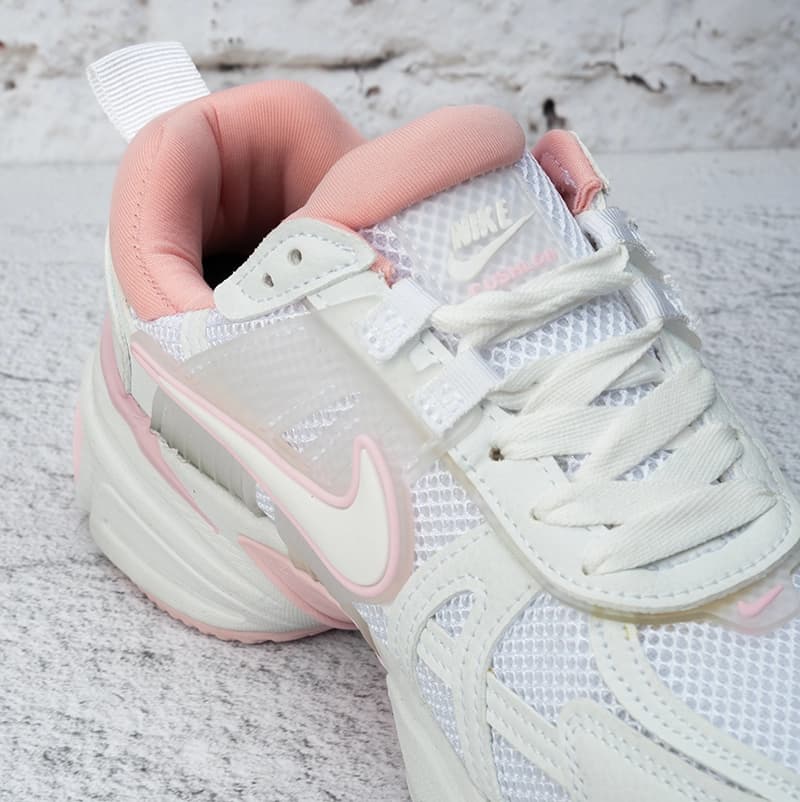 نایک وی تو کی V2K سفید صورتی (Nike V2K White Pink) کد 2350 — تصویر ۷