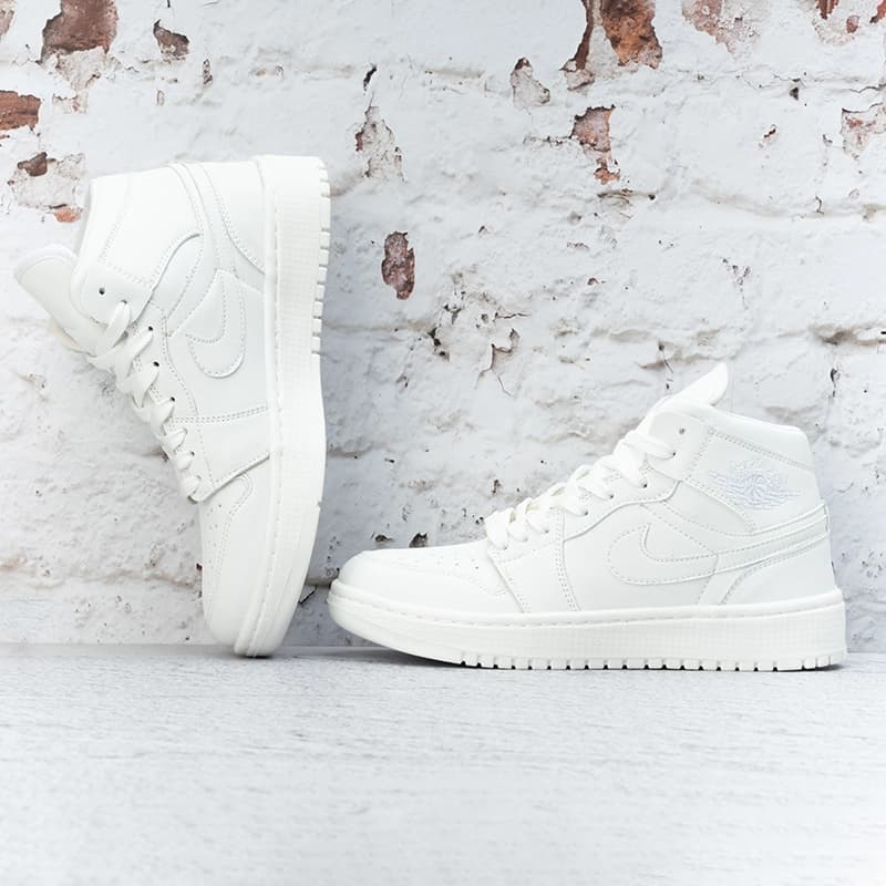 نایک ایر جردن وان ساقدار سفید زنانه (Nike Air Jordan 1 White) کد 2341 — تصویر ۵