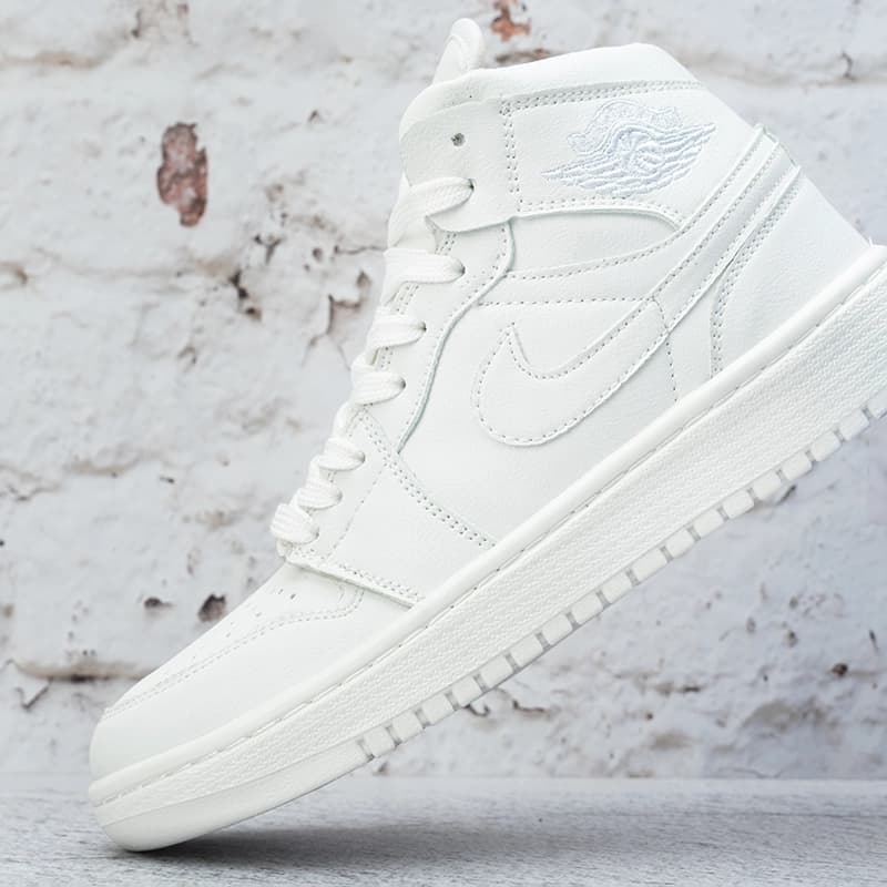 نایک ایر جردن وان ساقدار سفید زنانه (Nike Air Jordan 1 White) کد 2341 — تصویر ۶