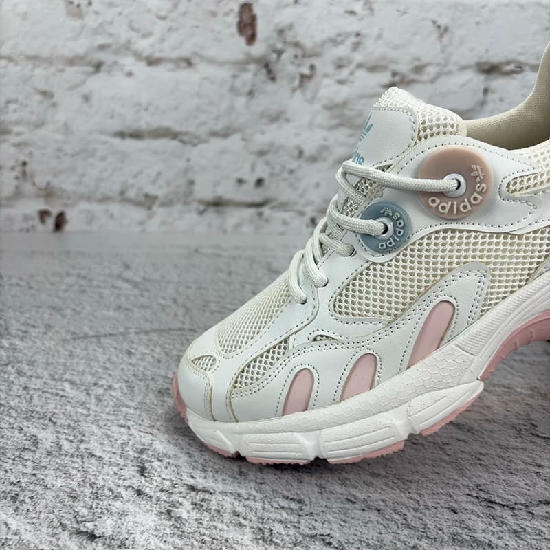 آدیداس آستیر سفید صورتی زنانه (Adidas Astir Pink White) — تصویر ۵