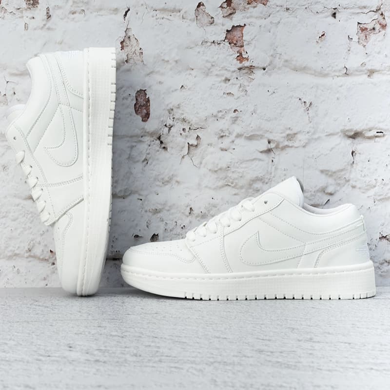 نایک ایر جردن وان سفید زنانه (Nike Air Jordan 1 Low White) کد 2332 — تصویر ۴