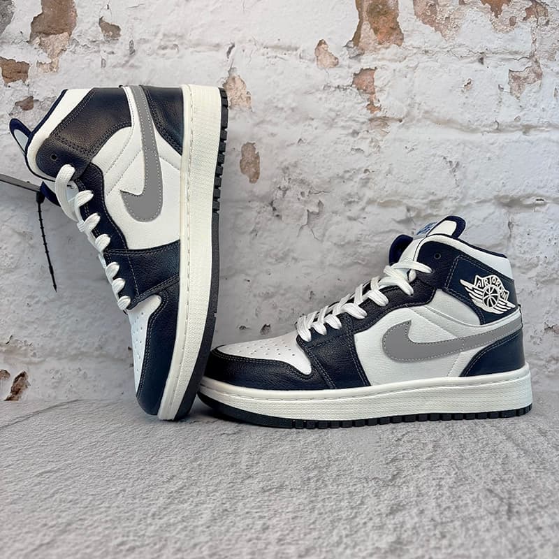 نایک ایر جردن وان ساقدار فرانسه زنانه (Nike Air Jordan 1 French Blue) کد 2341 — تصویر ۴