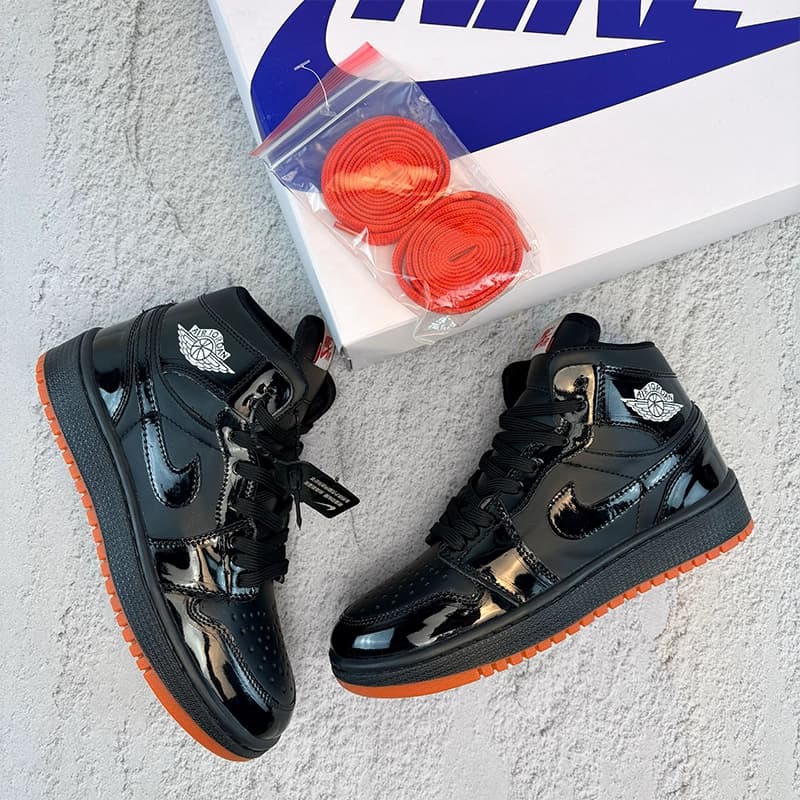نایک ایر جردن وان ساقدار مشکی ورنی قرمز زنانه (Nike Air Jordan 1 Red Black) کد 2341 — تصویر ۳
