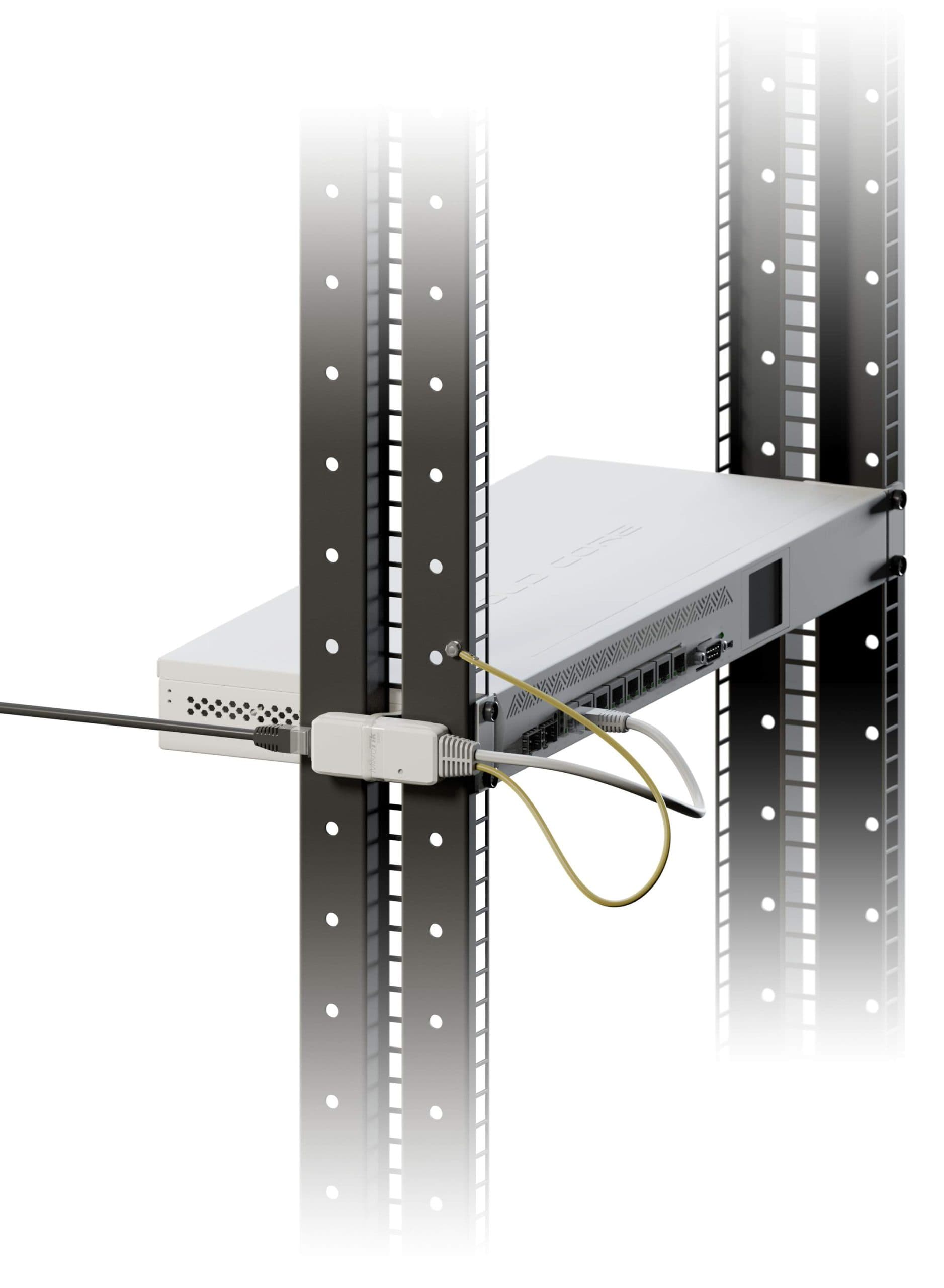 محافظ شبکه گیگابیتی مدل MikroTik GESP — تصویر ۳