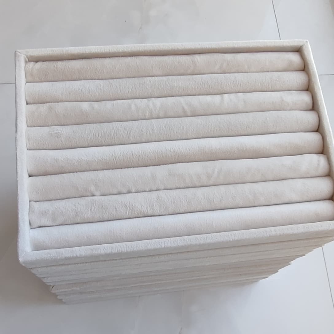 سینی انگشتری 20×30 شیاری – جواهر باکس — تصویر ۳