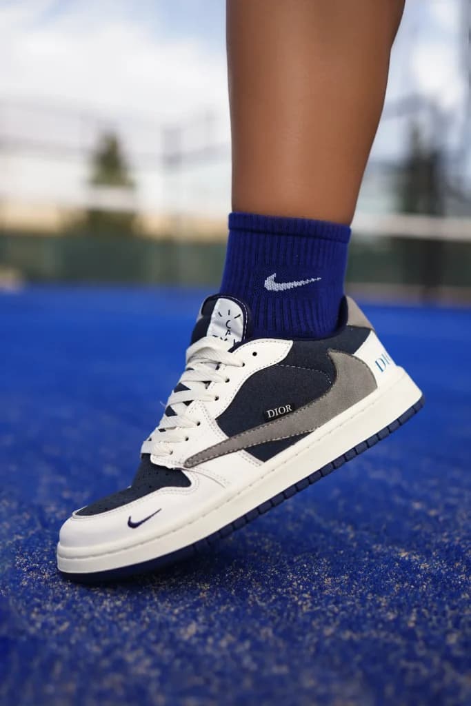 کتونی نایک ایر جردن 1 تراویس دیور کرم سرمه‌ای | Nike Air Jordan 1 Travis Dior Cream Navy — تصویر ۵