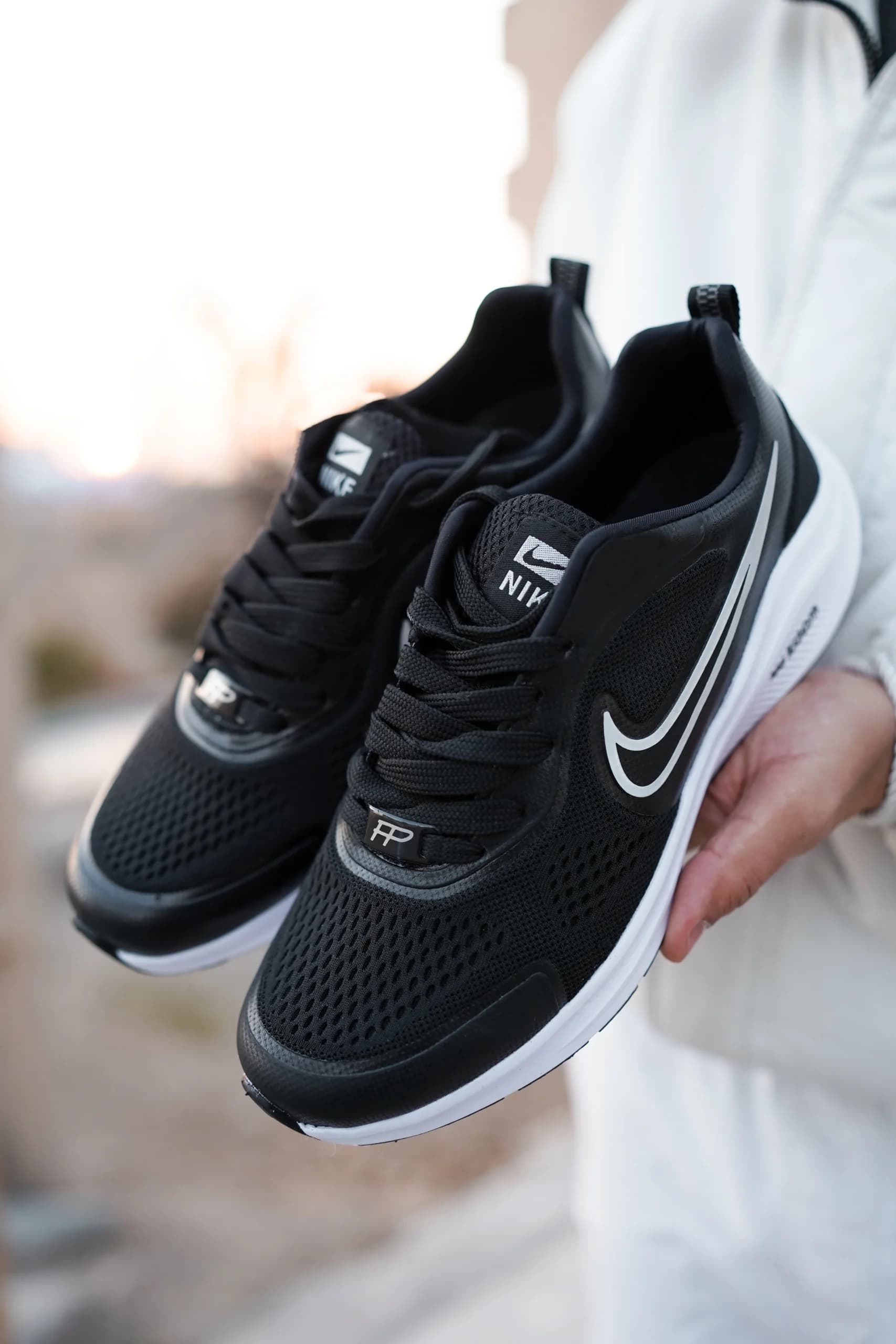 نایک زوم ایکس مشکی با کفی سفید | Nike Zoom X Black White Sole — تصویر ۴