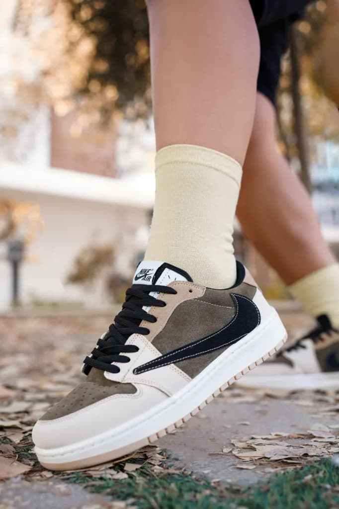 کتونی نایک تراویس اسکات کرم سدری | Nike Travis Scott Cream Cedar — تصویر ۵