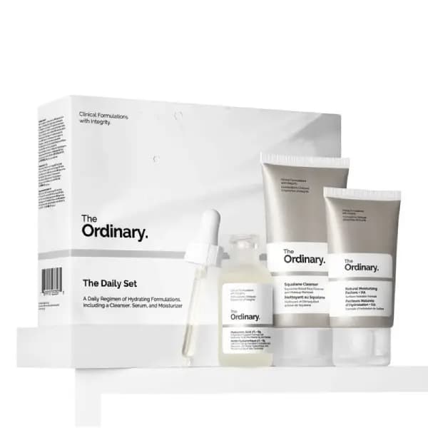 ست مراقبت روزانه پوست اوردینری The Ordinary مدل The Daily Set شامل پاک‌کننده، سرم هیالورونیک اسید و مرطوب‌کننده — تصویر ۲