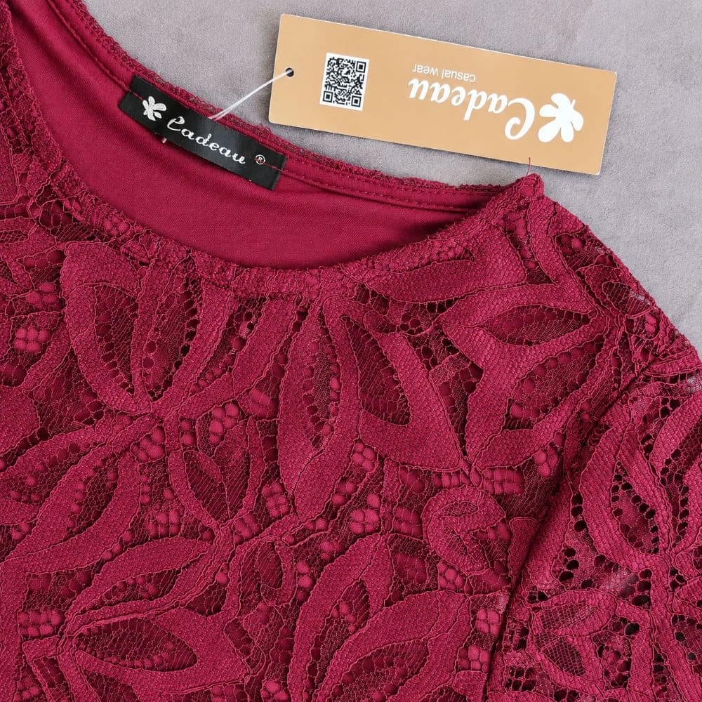 تیشرت زرشکی آستین کوتاه مجلسی وارداتی Cadeau دبی سایز 36 تا 40 کد 3391 — تصویر ۴