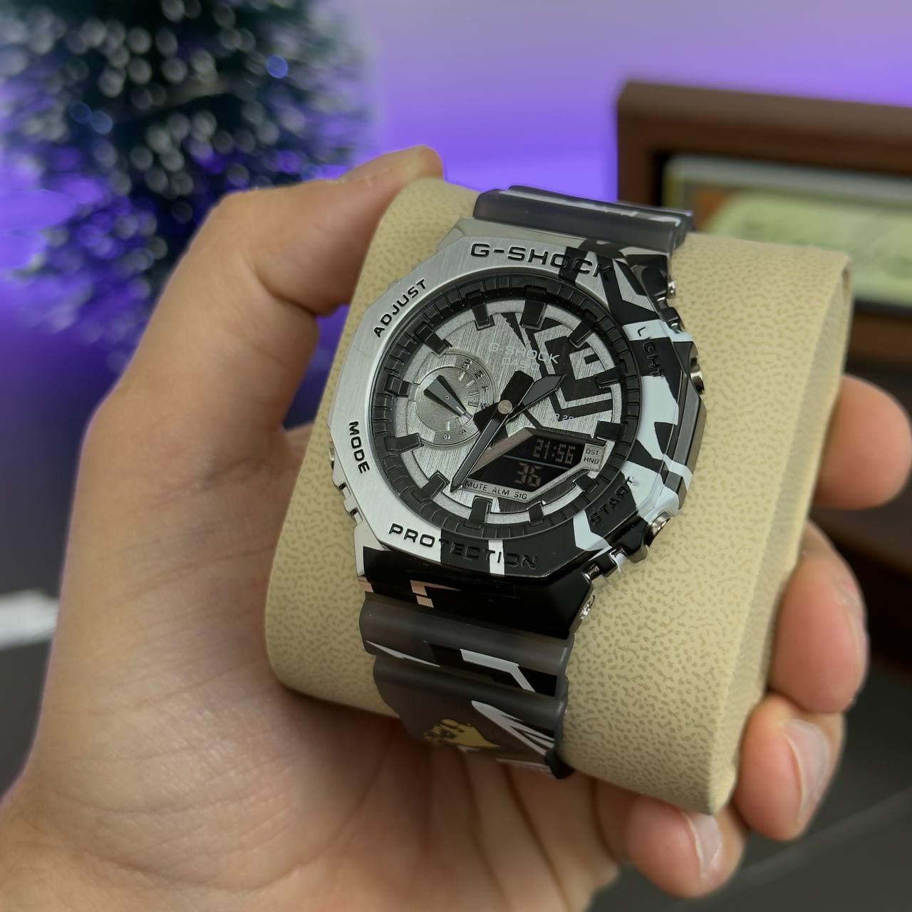 ساعت مچی کاسیو جی شاک Casio G-Shock GM-2100GB — تصویر ۴
