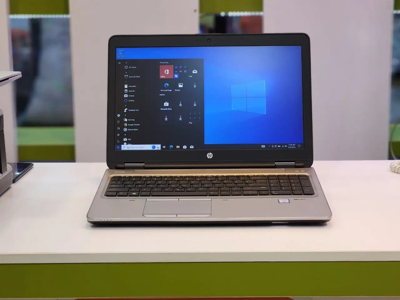 لپ تاپ استوک 15 اینچی HP ProBook 650 G2 i7 — تصویر ۲