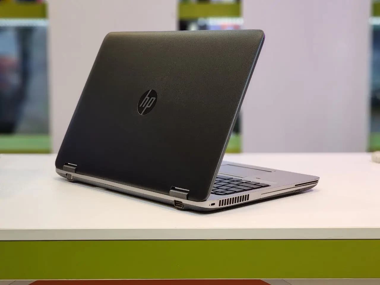 لپ تاپ استوک 15 اینچی HP ProBook 650 G2 i7 — تصویر ۵