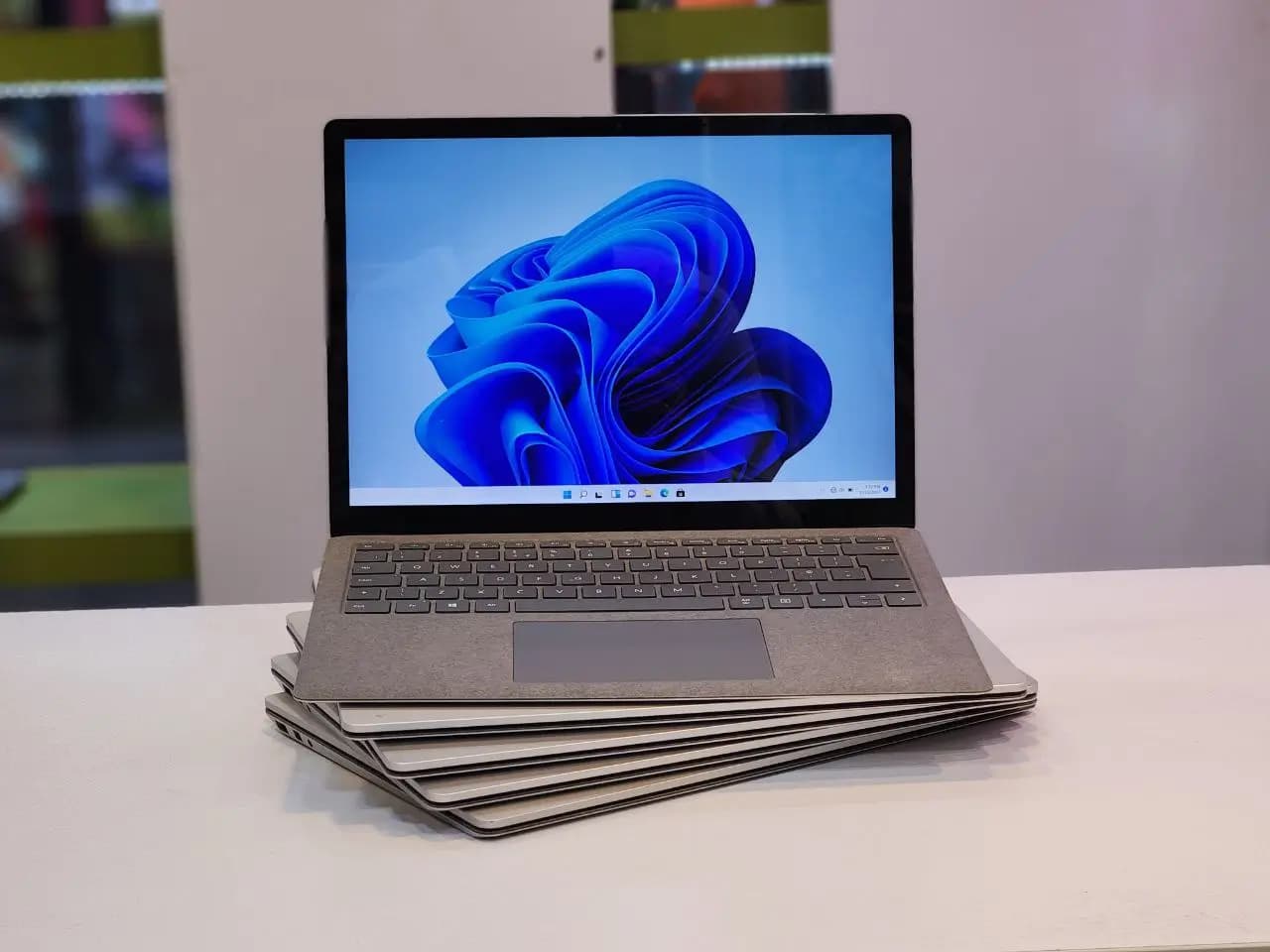 لپ تاپ اپن باکس 13.3 اینچی Microsoft Surface Laptop 4 — تصویر ۳