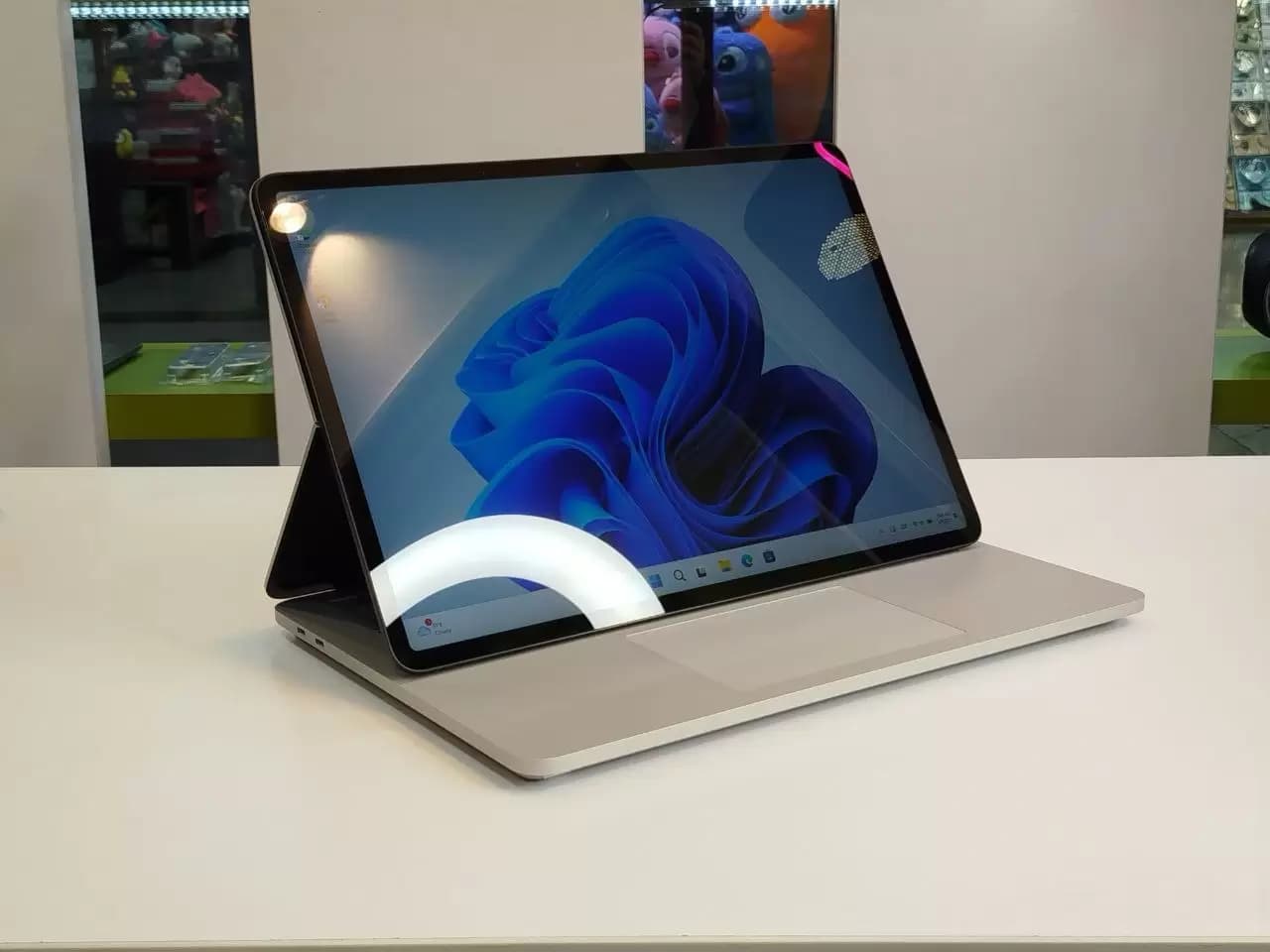 لپ تاپ نو ماکروسافت سرفیس مدل Surface Studio — تصویر ۶