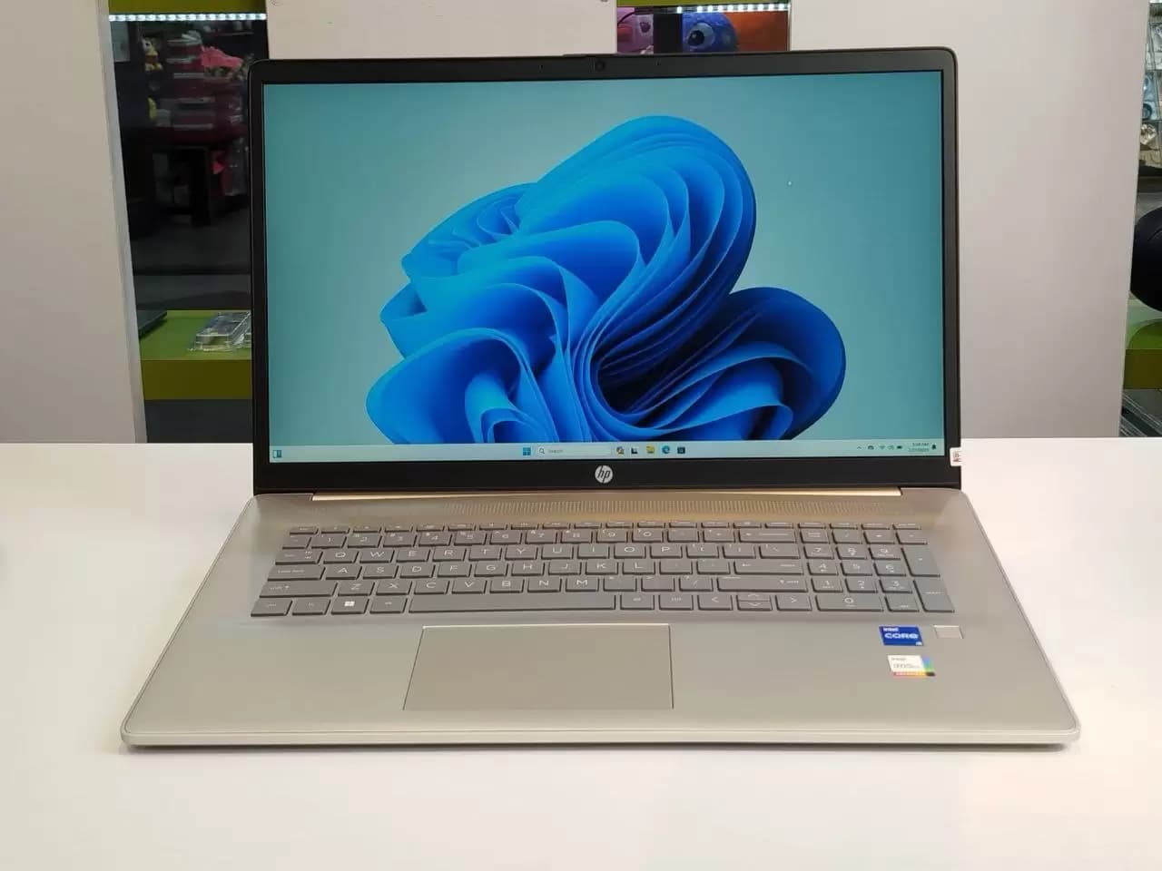 لپ تاپ اپن باکس 17 اینچی HP Laptop 17 — تصویر ۲