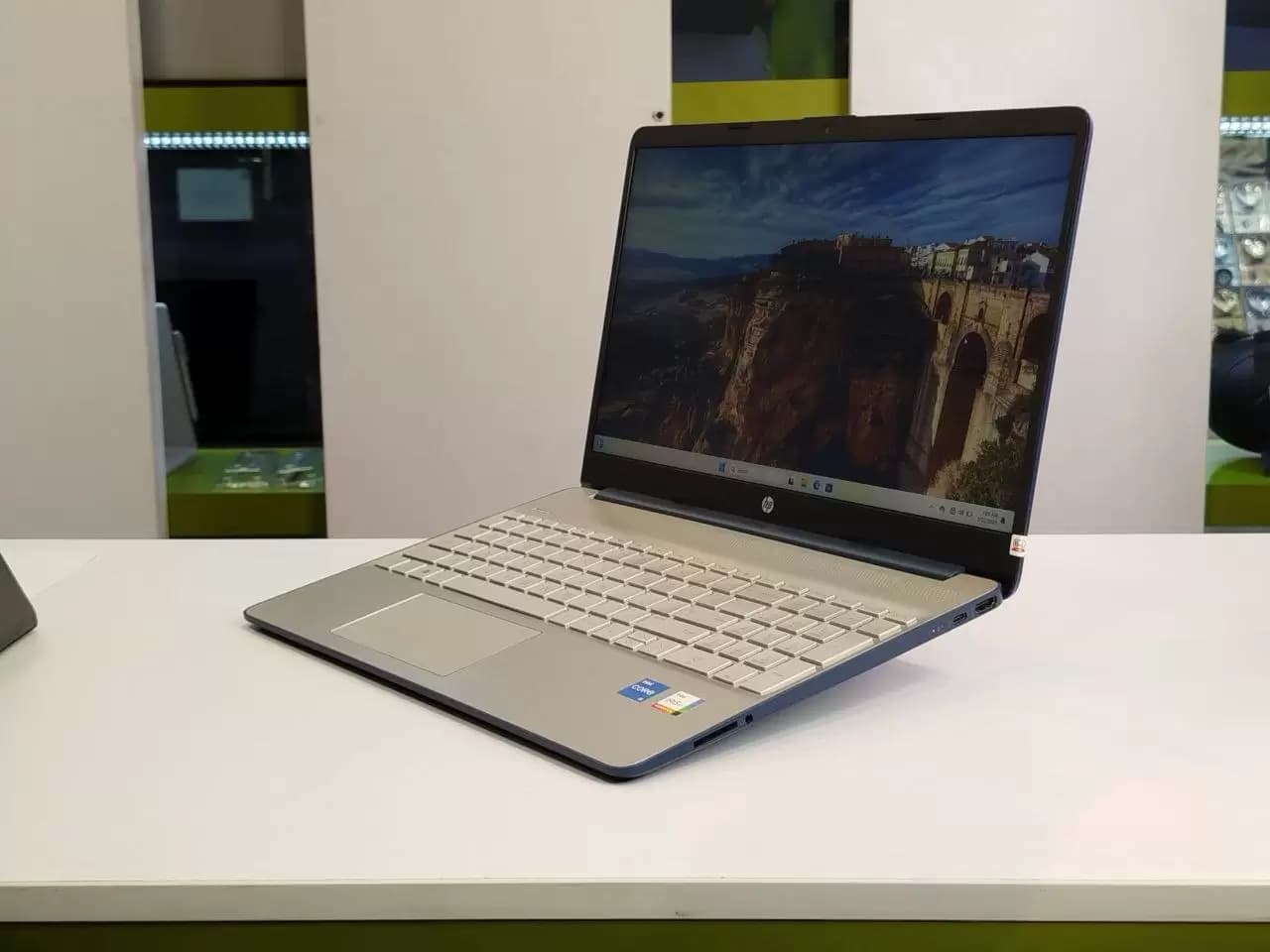 لپ تاپ 15 اینچی HP DV5 — تصویر ۷