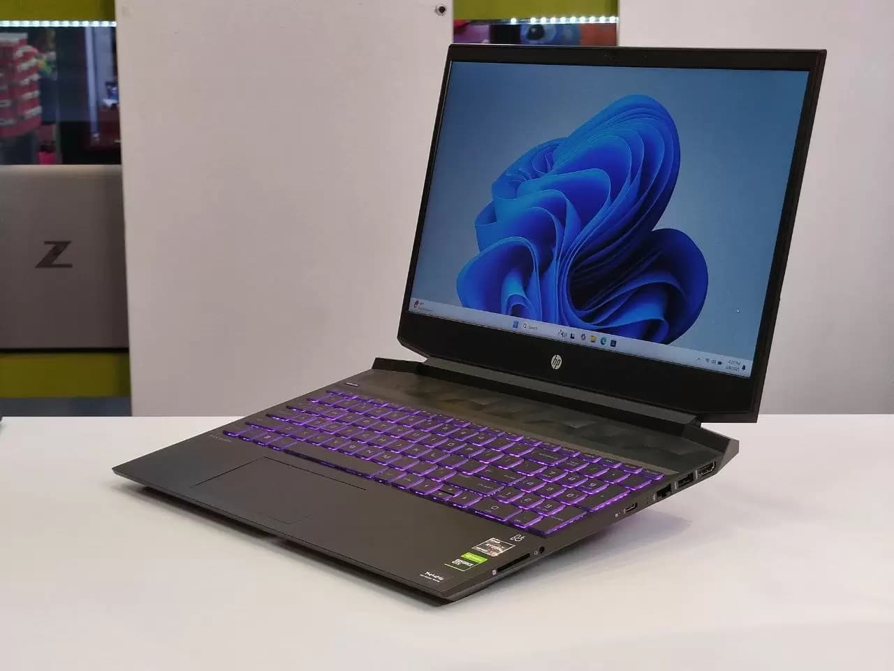 لپ تاپ گیمینگ 15 اینچی HP Pavilion Gaming Ryzen 5 — تصویر ۹