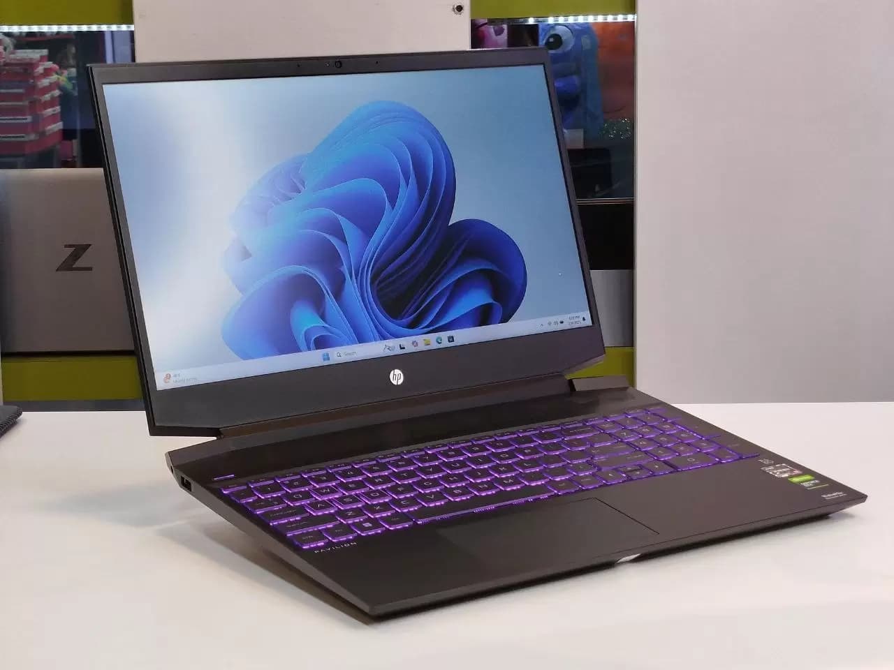 لپ تاپ گیمینگ 15 اینچی HP Pavilion Gaming Ryzen 5 — تصویر ۴