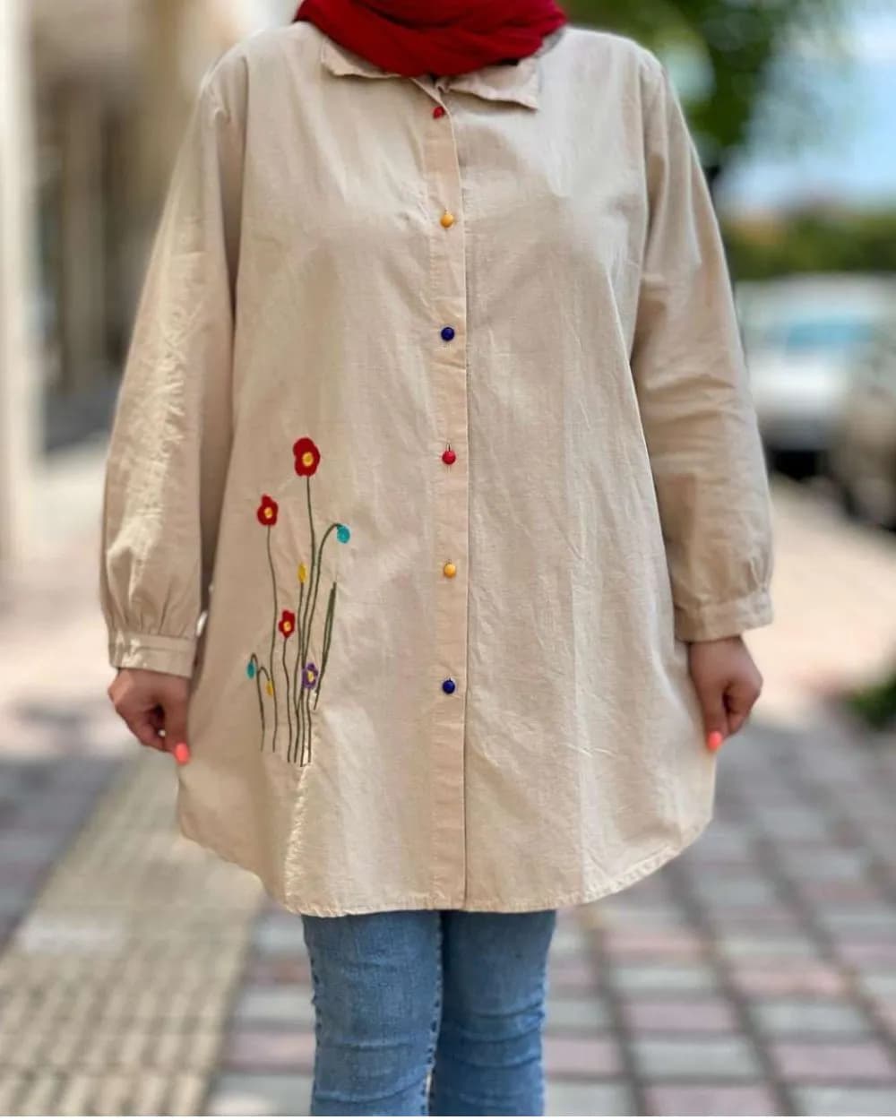 مانتو دکمه رنگی — تصویر ۴