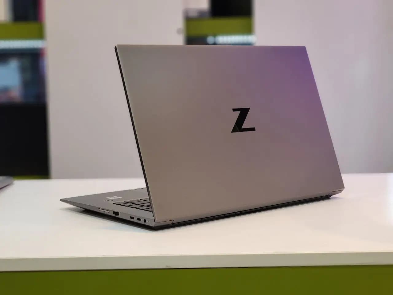 لپ تاپ 15 اینچی ورک استیشن HP Zbook 15 G7 firefly — تصویر ۸