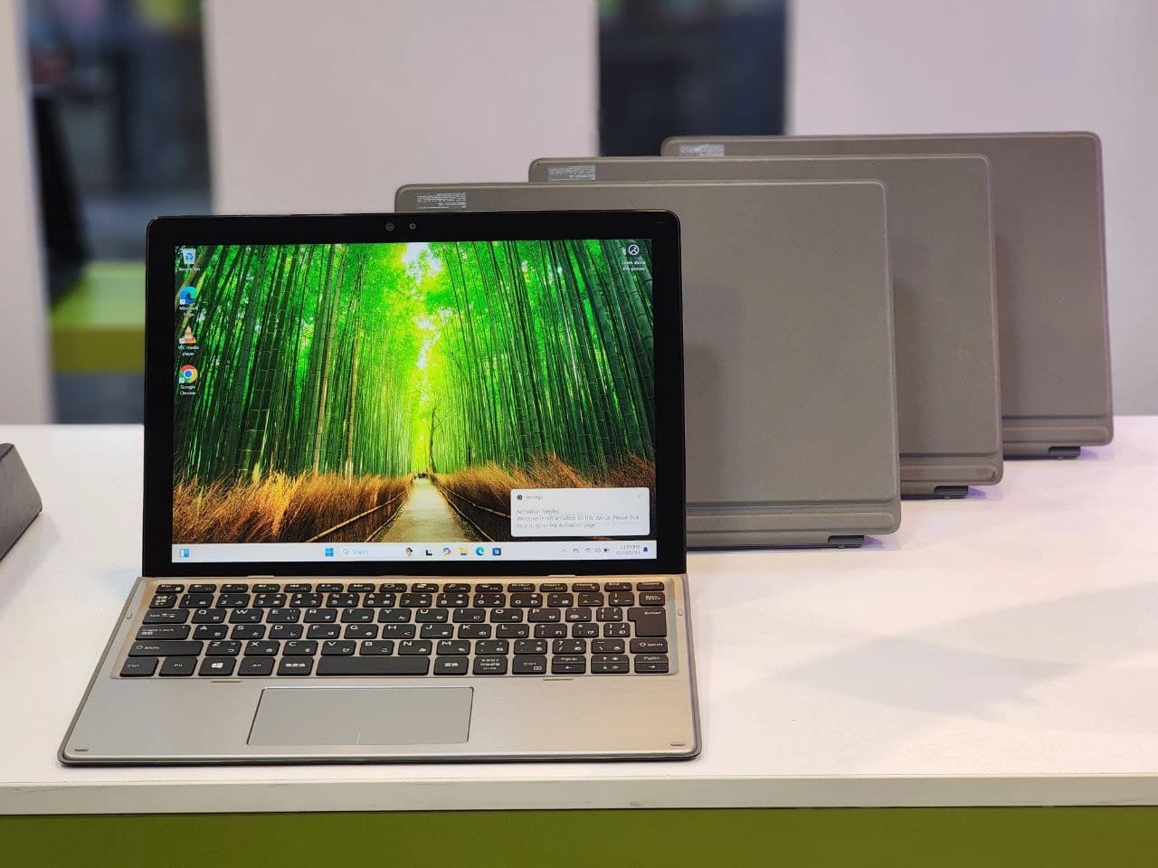 تبلت دل استوک 12 اینچی Dell Latitude 7210 — تصویر ۳