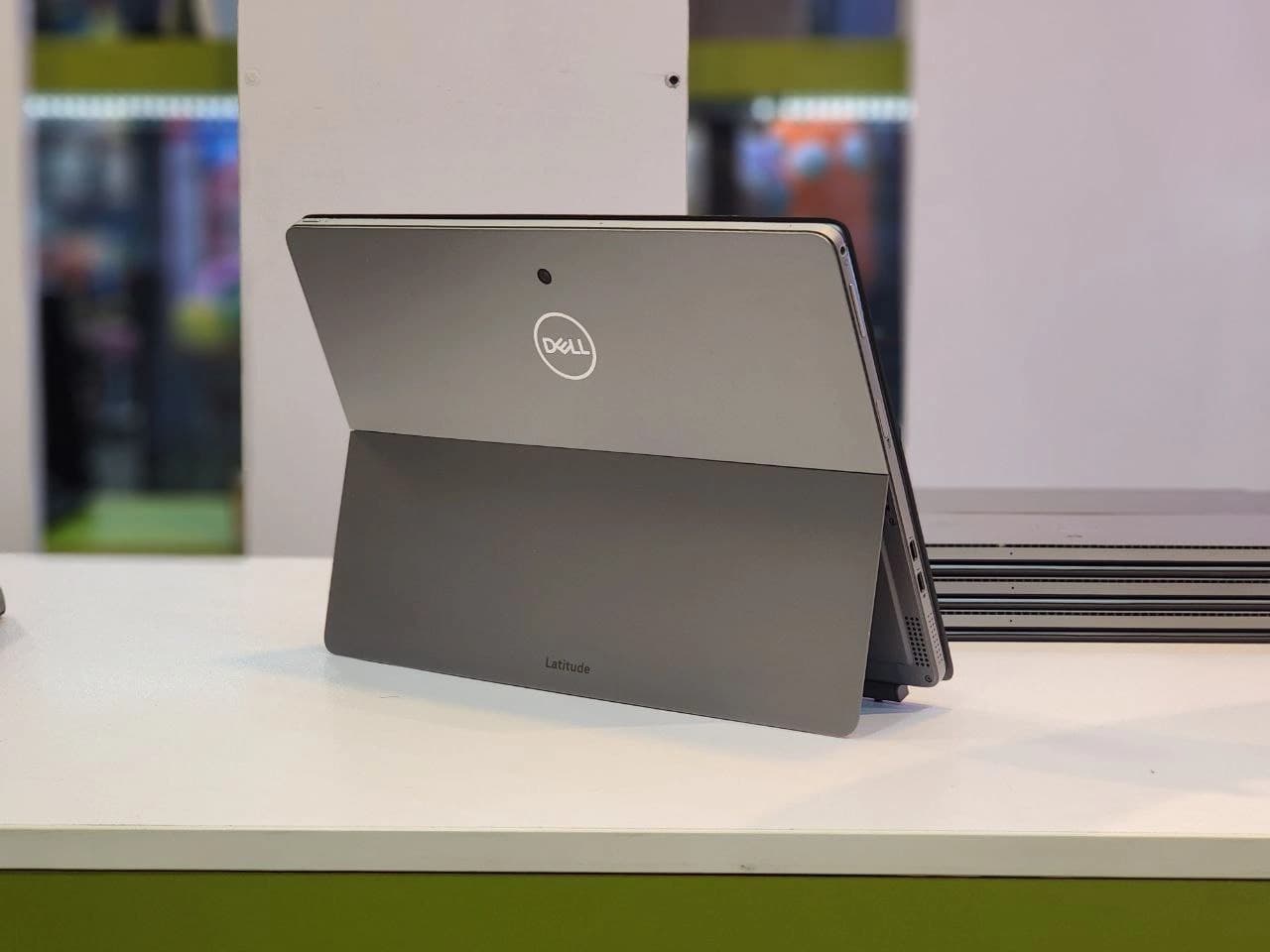 تبلت دل استوک 12 اینچی Dell Latitude 7210 — تصویر ۸