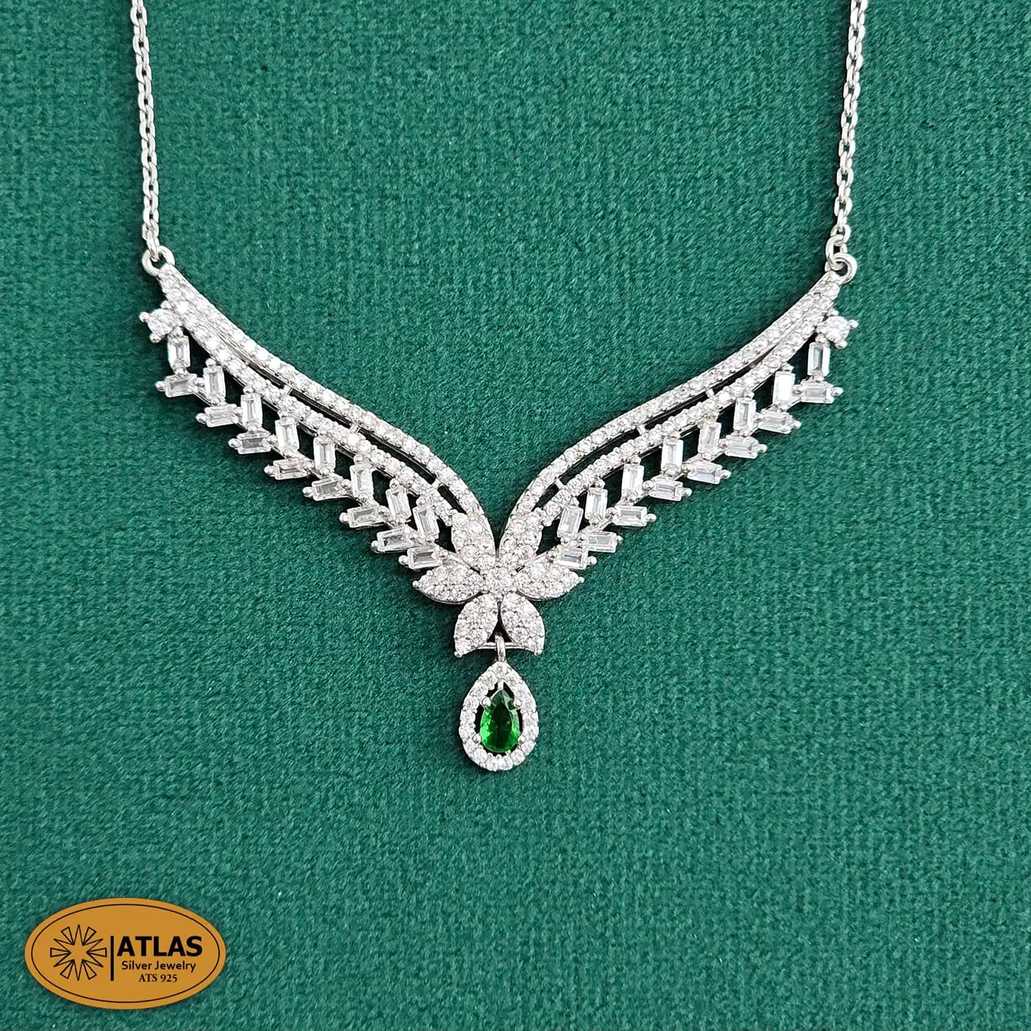 سرویس نقره زنجیری زنانه با نگین های برلیان و اشک 15.5 گرمی نقره اصل 925 — تصویر ۲