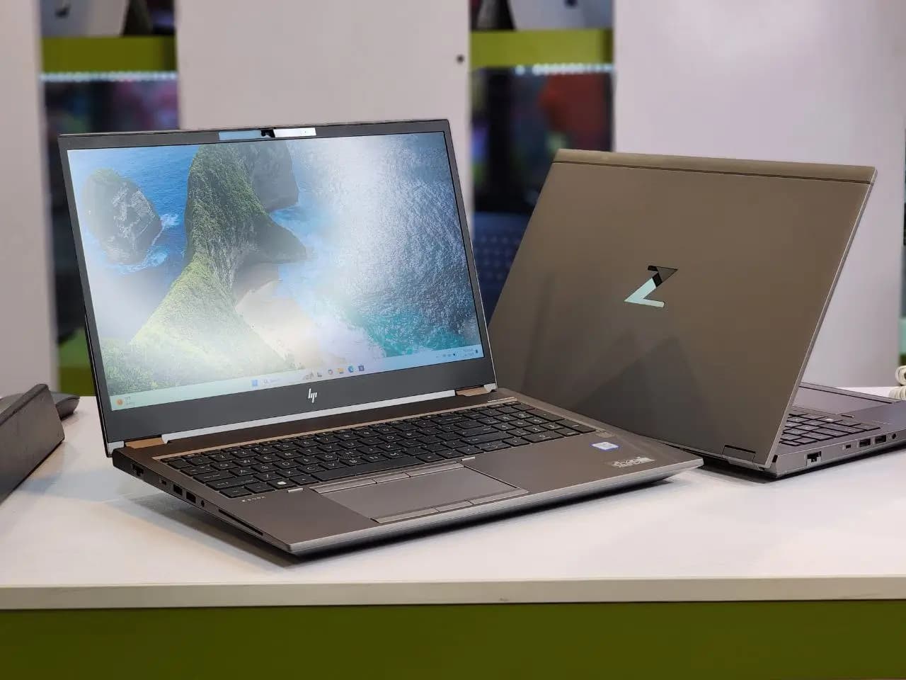 لپ تاپ 15 اینچی ورک استیشن HP Zbook 15 G7 Fury