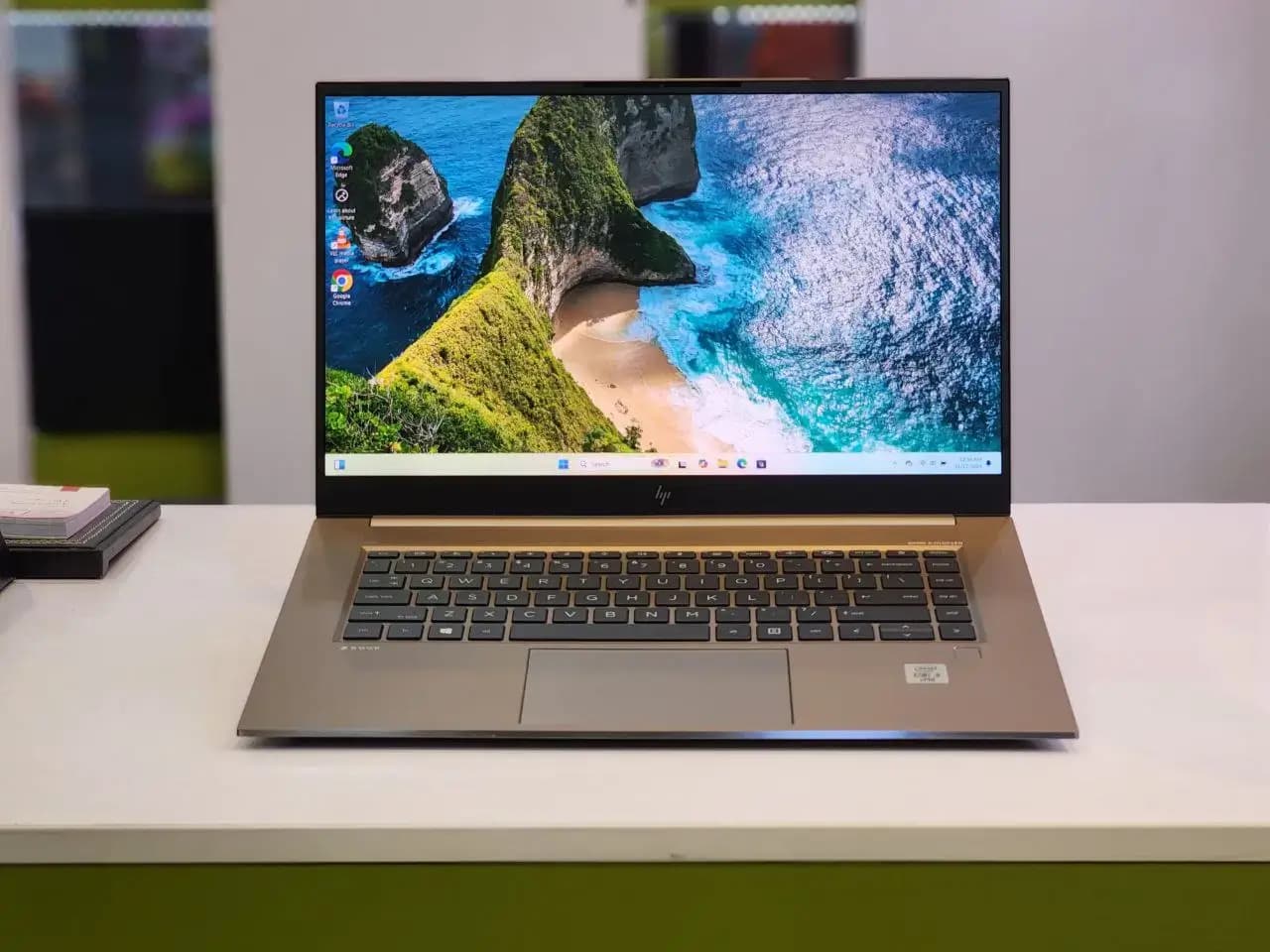 لپ تاپ 15 اینچی ورک استیشن HP Zbook 15 G7 Studio — تصویر ۲