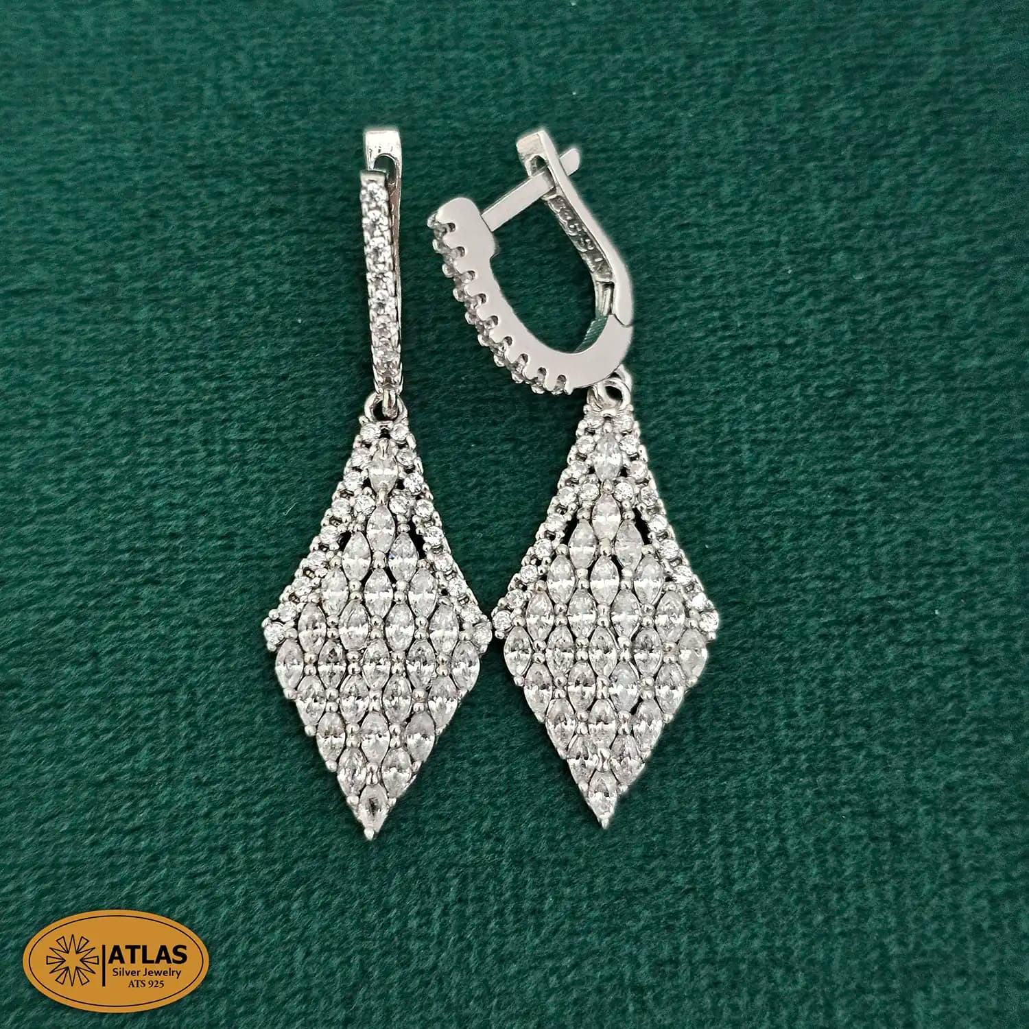 سرویس نقره زنانه میکرو با نگین های برلیان و مارکیز 21.7 گرمی نقره اصل 925 — تصویر ۵