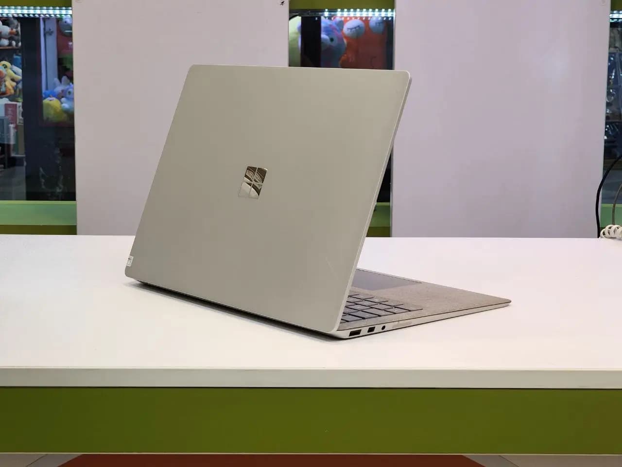 لپ تاپ اپن باکس 15.6 اینچی Microsoft Surface Laptop 2 — تصویر ۷