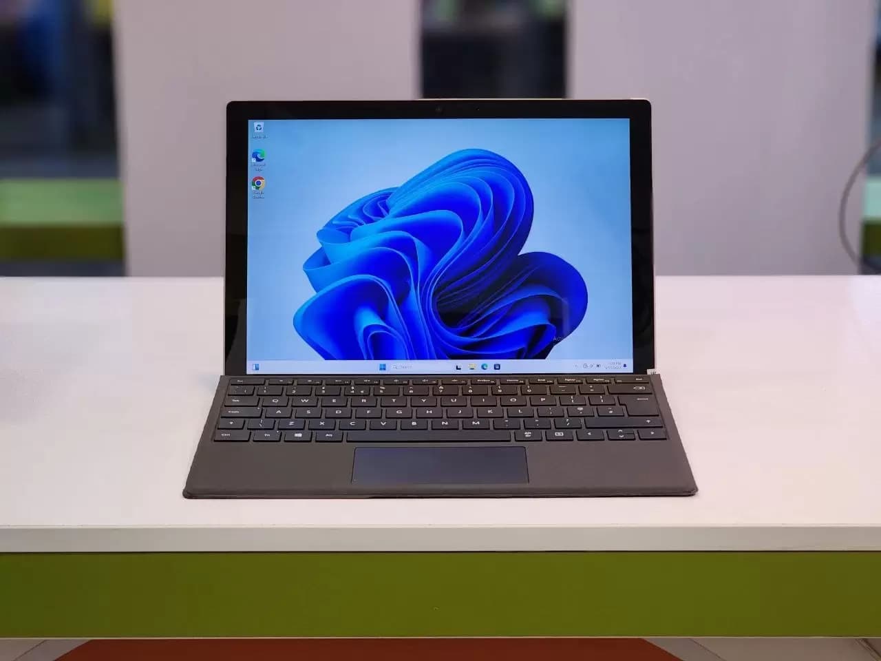 لپ تاپ اپن باکس 15 اینچی Microsoft Surface Pro 7 — تصویر ۲