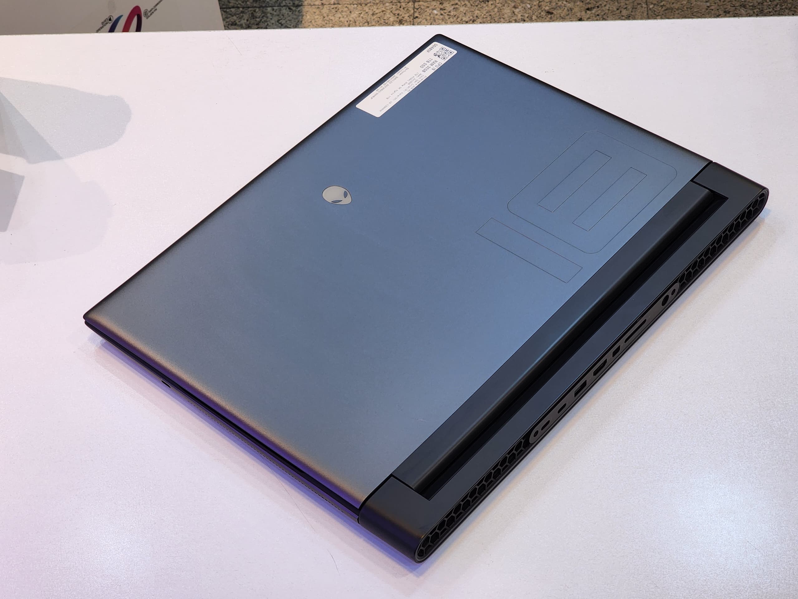 لپ تاپ اپن باکس گیمینگ Dell Alienware M18 R1