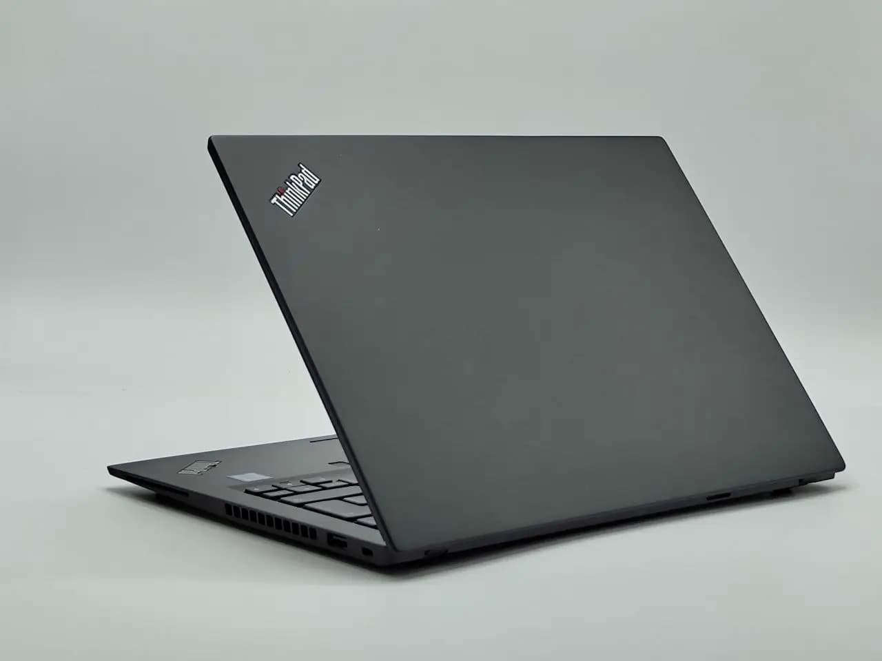 لپتاپ استوک با جعبه Lenovo ThinkPad T490S Touch — تصویر ۳