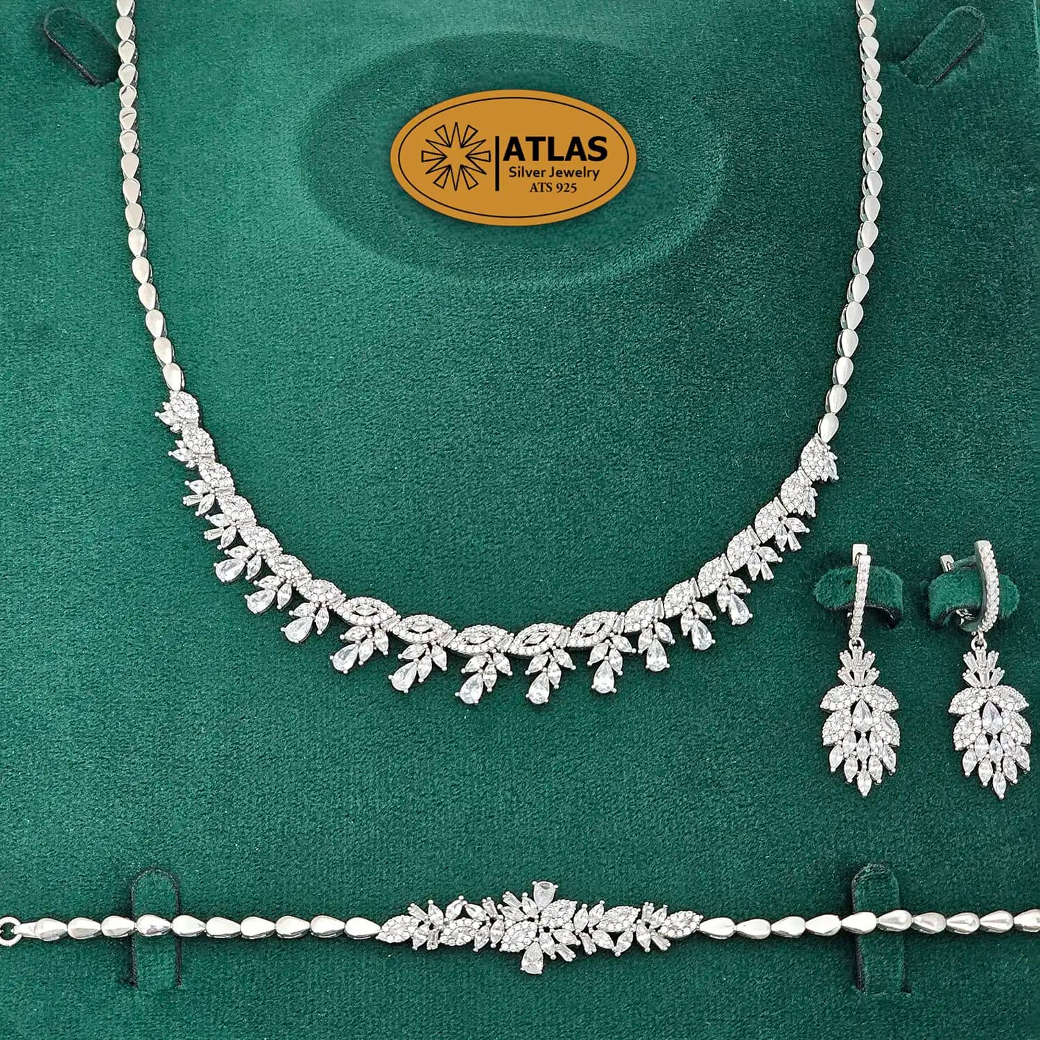 سرویس نقره جواهری زنانه مجلسی با نگین های برلیان ،مارکیز و اشک 33.4 گرمی نقره اصل 925