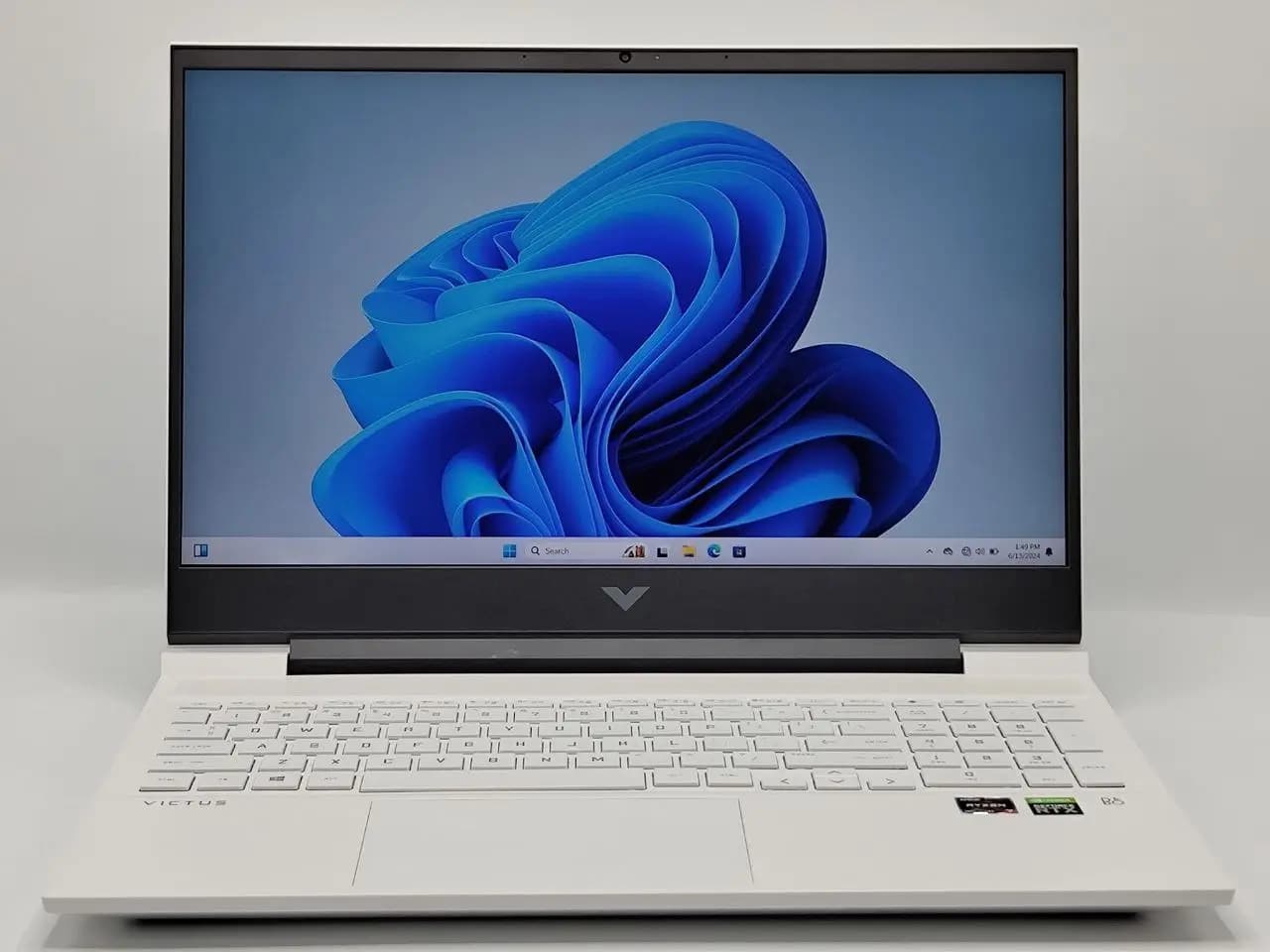 لپ تاپ گیمینگ اپن باکس HP Victus 16-e0001xx White — تصویر ۴