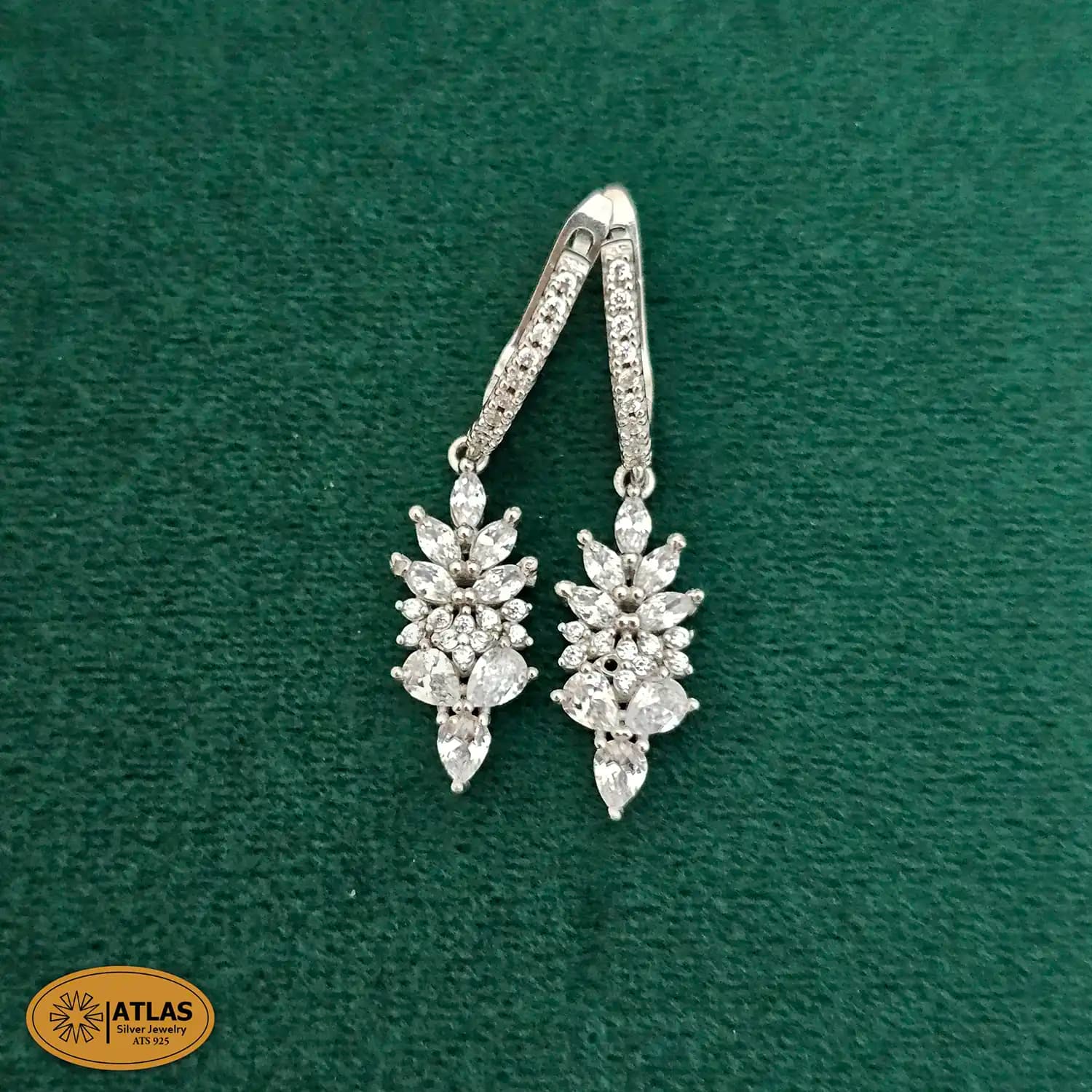 سرویس نقره زنانه میکرو با نگین های برلیان و مارکیز، اشک 16.3 گرمی نقره اصل 925 — تصویر ۵