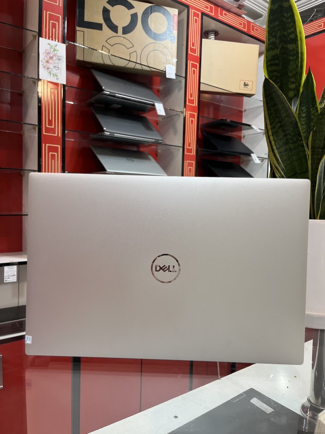 Dell Precision 5550 — تصویر ۳