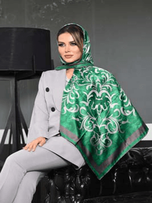 روسری نخی سایز ۱۲۰مشکی اسلیمی با حاشیه سفید کد SC49 — تصویر ۲