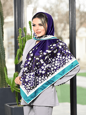 روسری نخی سایز ۱۲۰ سبز زمردی با شکوفه های ریز کد SC35 — تصویر ۲