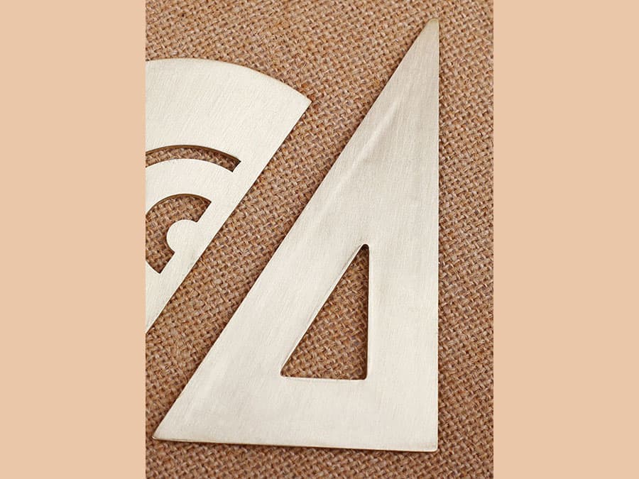 گونیا برنجی 5 سانتی متری و 10 سانتی متری دانشجویی drawing copper ruler brass ruler student stationery — تصویر ۳