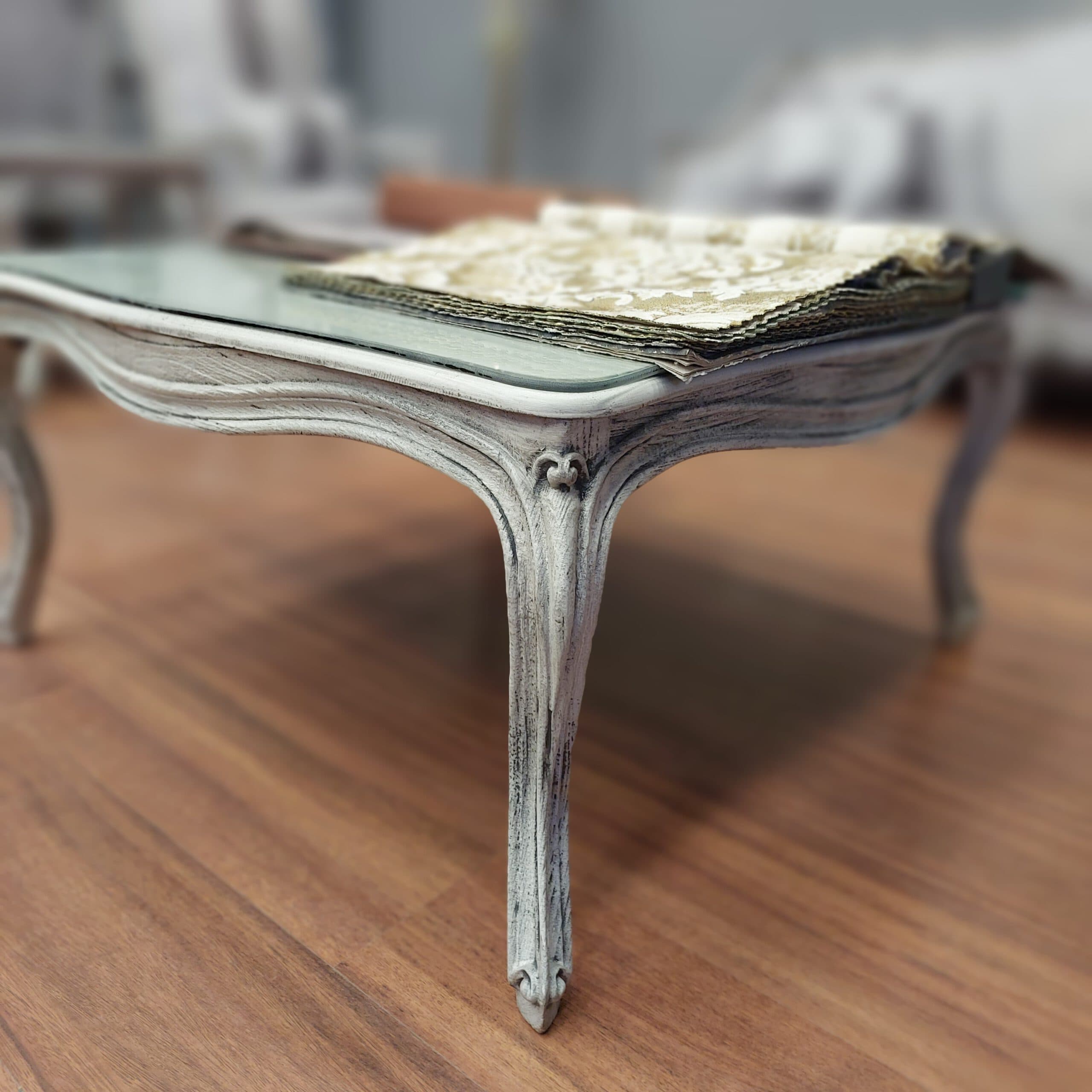 مبل کوئین فرانسوی مدل کلاسیک — تصویر ۸