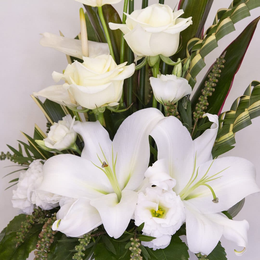 باکس گل هدیه سفید کد 35252 — تصویر ۳